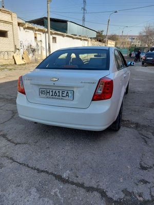 Chevrolet Laseti 1.8