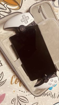 Playstation PORTAL с чехлом