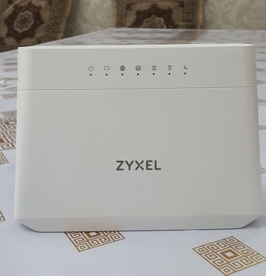 WIFI router Zyxel EMG-5523-T50B