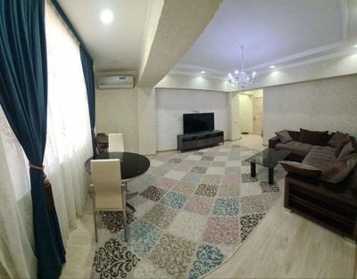Аренда.Центр.ЦУМ.2х комнатная 700$