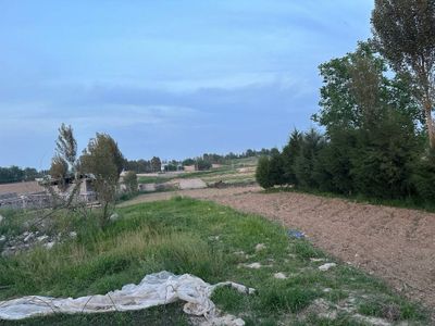 Yer sotiladi srochna yangiyol