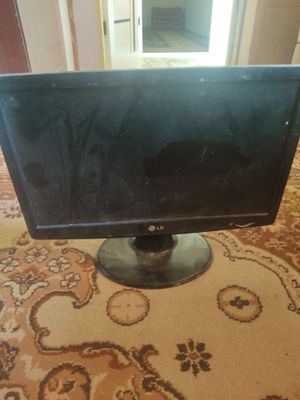 Monitor lg sotiladi 19razmer yaxshilab oqib keyin telifon qilila