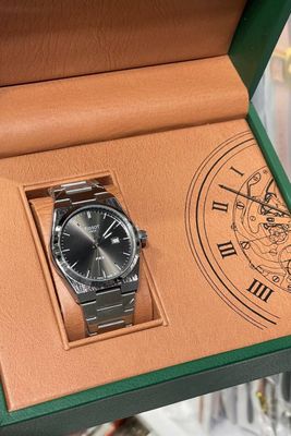Yangi Tissot soat