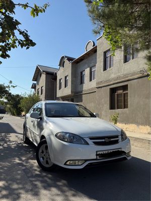 Gentra arenda, vikup