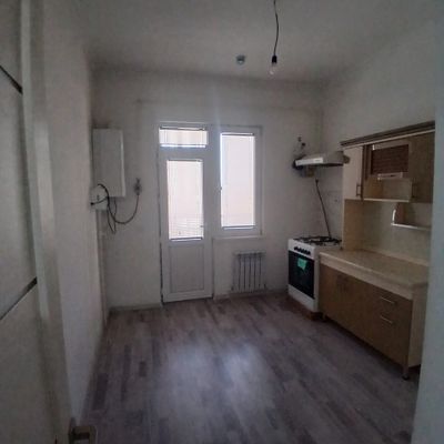 Yashnabod olmos maxallada arendaga kvartira bor