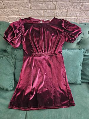 Платье новое фирмы Zara