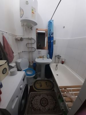 Kogon 2 xonali uy sotiladi