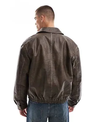 Кожаная куртка от Bershka