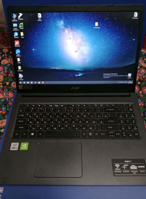 Acer Aspire 3, i5/4GB/HDD 256GB, Full HD, 2022"