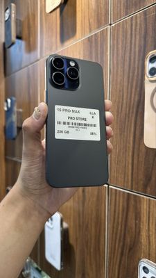 iphone 15 pro max 256gb 88% Naxt Nasiya savdo