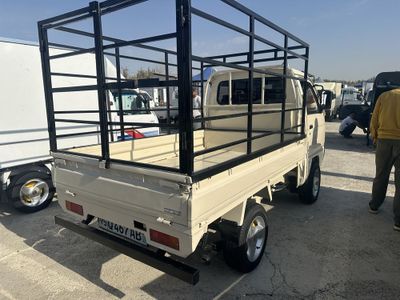 2005 yil damas labo harojoti yuq moahina ideal