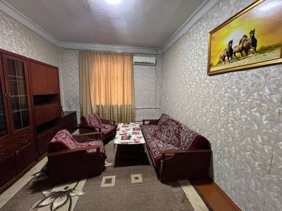 Сдаётся 3x комнатная квартира C обстановкой В горде Алмалыке