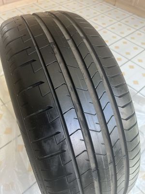 Продам Pirelli P ZERO pz4 265/45/R21