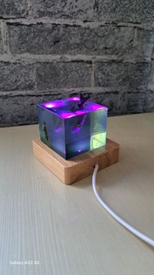 Светильник из эпоксидной смолы