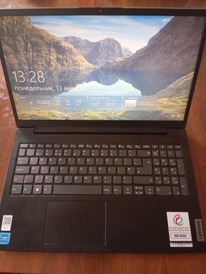 Lenovo V15 N4500 8/256