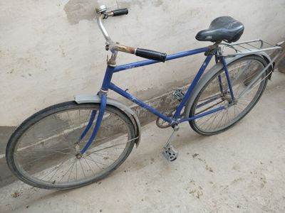 Aist belerus velasiped sotiladi