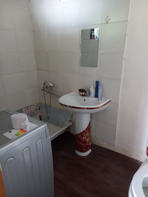 Kvartiraga qizlar olaman studint