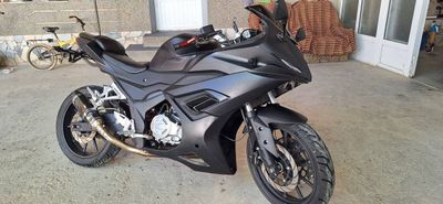 Moto bmw 250 motosikl