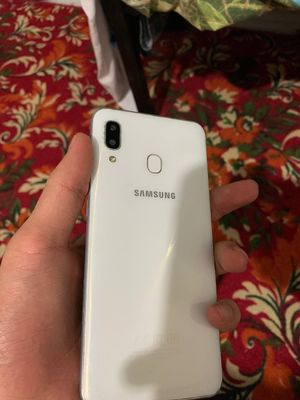 samsung A30 ideal