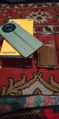 Realme 11+ pro 12/512