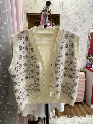 Нежна жилетка | безрукавка