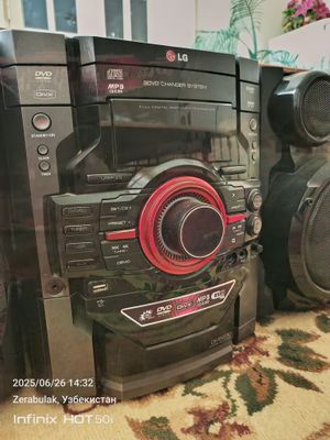 Музыкальный центр LG