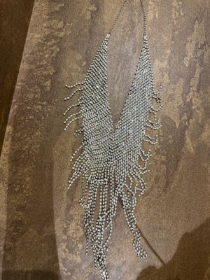 150.000 Buyin uchun taqinchoq