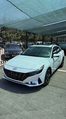Hyundai elantra 2.0 liter