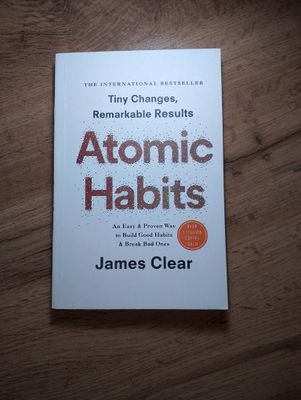 "Atomic habits" book