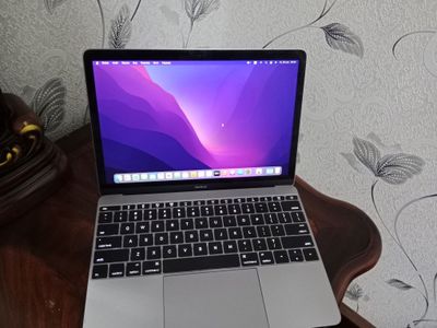 MacBook - A1534