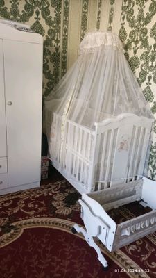 детский крават новый и шкаф