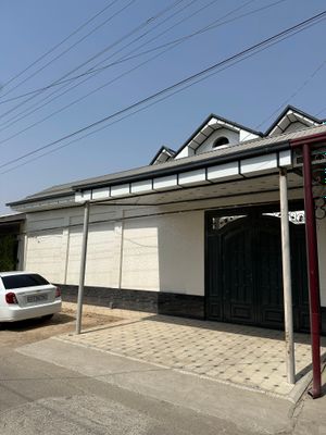 Yashnobod Panelniyda srochni uchastka sotiladi