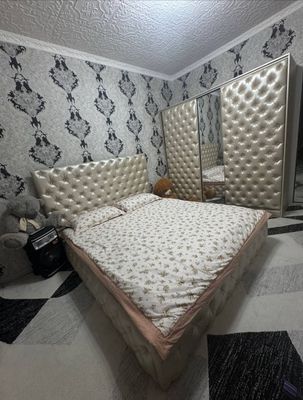 Диван шифонери билан