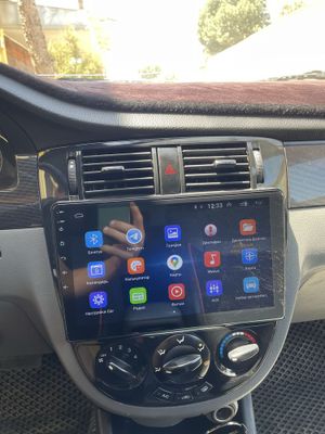 Tesla manitor…..