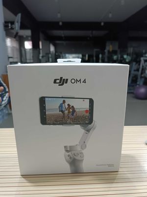 Osmo 4 smartphone stabilizer