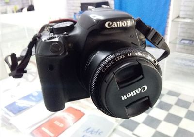 Canon 600D yahshi holatda