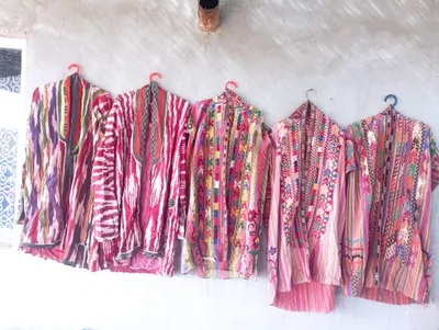 antikvar jelak va paranjilar hammasi optim sotilad