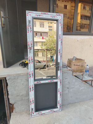 Akfa plast eshik sotiladi