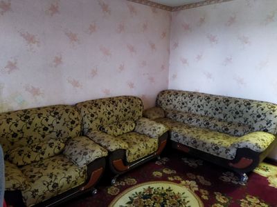 Продажа. Деван с креслами