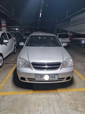 Lacetti 1.6 avtomat sotiladi !!!