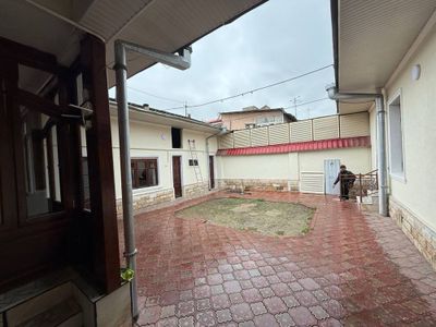 Дом участок 2,3 соток Комолон
