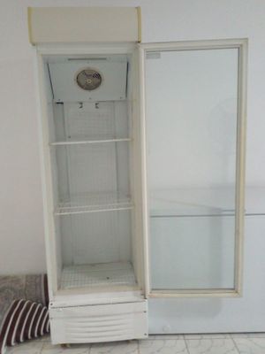 Morozzo vetrina sotiladi
