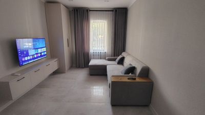 Сдам в аренду новую 2/1/5 квартиру, Юнусабад 18кв