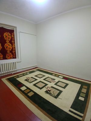 Навой вилояти Кармана туманида Ховли Сотилади
