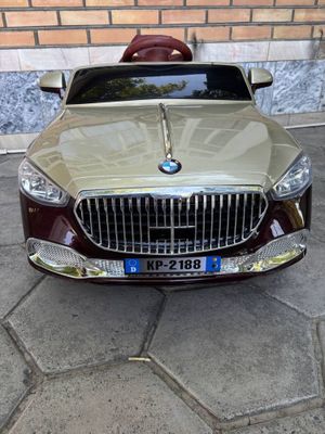 Машина детская BMW