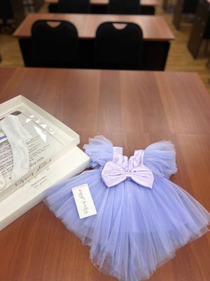 Красивое платье, 6-9 месяцев