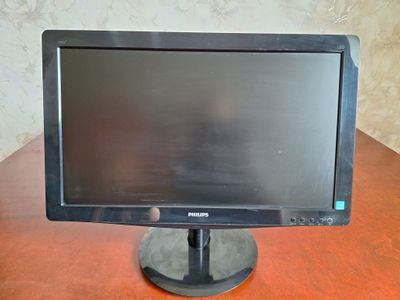 Monitor 196V3L sotiladi