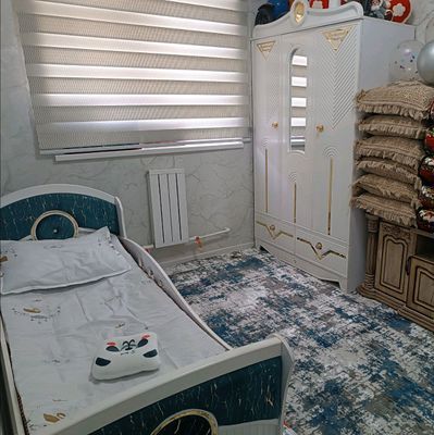 shkaf divan