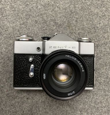 Продам фотоаппарат ZENIT B