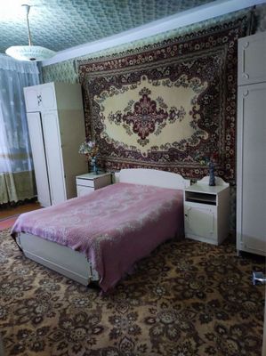 Сдаю квартиру 3-х комнатную в Яшнабадском районе